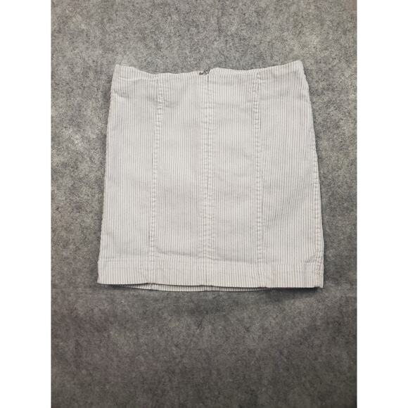 Free People Dresses & Skirts - Women's Free People White & Black Pinstripe Mini Skirt Size 0 Stretchy